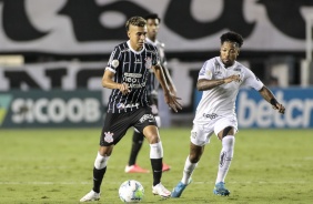 Cantillo durante partida entre Corinthians e Santos, na Vila Belmiro, pelo Brasileiro