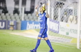 Goleiro Cássio no jogo entre Corinthians e Santos, pelo Brasileirão, na Vila Belmiro