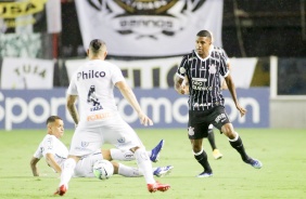 Léo Natel no jogo contra o Santos, pelo Campeonato Brasileiro 2020, na Vila Belmiro
