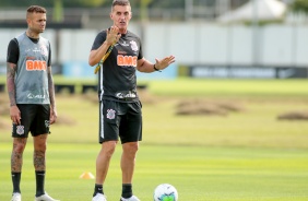 Luan e Mancini no primeiro treino depois da derrota para o Santos, pelo Brasileiro 2020