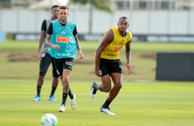 Luan e Raul Gustavo no primeiro treino depois da derrota para o Santos, pelo Brasileiro 2020