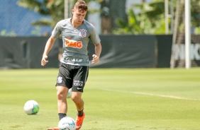 Lucas Piton no penltimo treino antes do duelo contra o Santos, pelo Brasileiro 2020