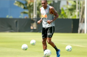 Marllon no penltimo treino antes do duelo contra o Santos, pelo Brasileiro 2020