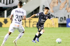 Ramiro durante partida entre Corinthians e Santos, na Vila Belmiro, pelo Brasileirão