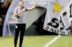 Vagner Mancini durante partida entre Corinthians e Santos, na Vila Belmiro, pelo Brasileirão