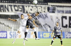 Victor Cantillo no jogo contra o Santos, pelo Campeonato Brasileiro 2020, na Vila Belmiro