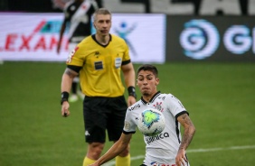 Gabriel Pereira no jogo contra o Vasco, na Neo Qumica Arena, pelo Brasileiro