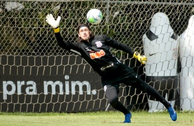 Cássio na atividade da manhã deste sábado no CT Dr. Joaquim Grava