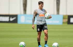 Fagner na atividade da manhã deste sábado no CT Dr. Joaquim Grava