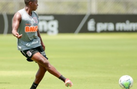 Juan Cazares na atividade da manhã deste sábado no CT Dr. Joaquim Grava