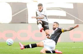 Fagner no jogo contra o Vasco, na Neo Qumica Arena, pelo Campeonato Brasileiro