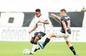 Juani Cazares no jogo contra o Vasco, na Neo Qumica Arena, pelo Campeonato Brasileiro