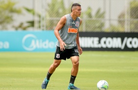 Mailson durante o treino desta segunda-feira no CT Joaquim Grava