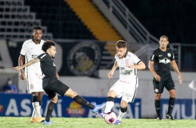 Jemerson e Ramiro no embate entre Corinthians e Red Bul Bragantino, pelo Paulisto