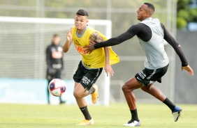 Adson e Raul no treinamento de hoje no CT Joaquim Grava