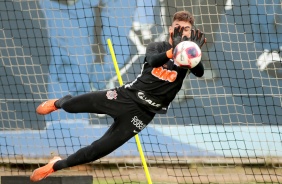 Donelli no treinamento de hoje no CT Joaquim Grava