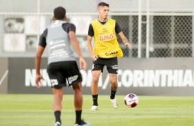 Gabriel Pereira durante treinamento no CT Joaquim Grava em preparação para o Dérbi