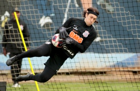 Goleiro Cssio no treino desta tera-feira no CT Dr. Joaquim Grava