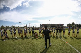 Arthur Elias comandou o treinamento do Corinthians Feminino, na Argentina