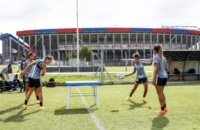 Elenco no treino do Corinthians Feminino na Argentina em preparao para  Libertadores
