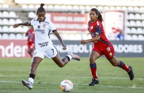 Grazi durante goleada sobre o El Nacional, pela Copa Libertadores Feminina