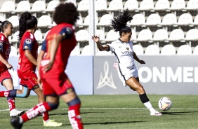 Yasmin durante goleada sobre o El Nacional, pela Copa Libertadores Feminina