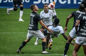 Jemerson e Otero no jogo contra a Ponte Preta, na Neo Qumica Arena, pelo Campeonato Paulista