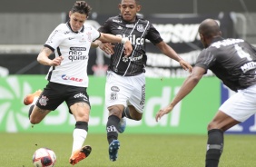 Mateus Vital no jogo contra a Ponte Preta, na Neo Química Arena, pelo Campeonato Paulista