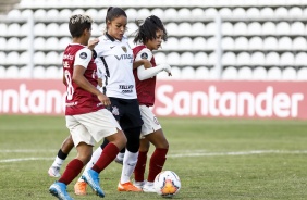 Gabi Nunes no duelo contra o Universitario-PER, pela Copa Libertadores Feminina