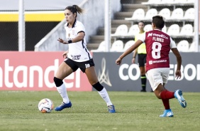 Gabi Zanotti no duelo contra o Universitario-PER, pela Copa Libertadores Feminina