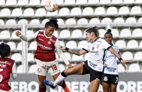 Gabi Zanotti no jogo contra o Universitario-PER, pela Copa Libertadores Feminina