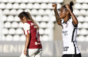 Grazi no duelo contra o Universitario-PER, pela Copa Libertadores Feminina