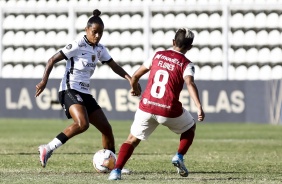 Grazi no jogo contra o Universitario-PER, pela Copa Libertadores Feminina