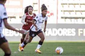 Ingryd no jogo contra o Universitario-PER, pela Copa Libertadores Feminina