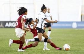 Juliete no duelo contra o Universitario-PER, pela Copa Libertadores Feminina