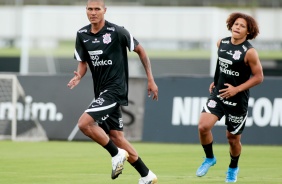 Antony e Biro no treino do Corinthians desta tera-feira, no CT Dr. Joaquim Grava