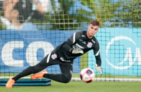 Matheus Donelli no treino do Corinthians desta tera-feira, no CT Dr. Joaquim Grava