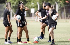 Jogadoras no treino do Corinthians Feminino