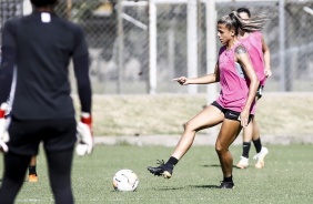Giovanna Campiolo em treino do Corinthians na Argentina