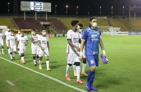 Elenco do Corinthians antes de enfrentar o Mirassol, pelo Paulisto, em Volta Redonda