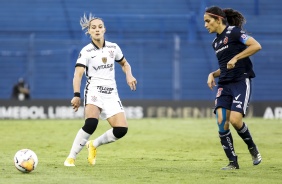 Giovanna Crivelari durante partida contra a Universidad de Chile neste domingo