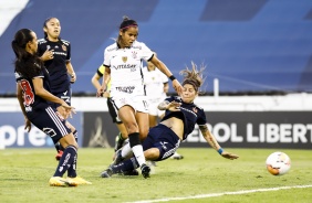 Vic Albuquerque em ao contra a Universidad de Chile pela Libertadores Feminina 2020