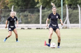 Gabi Zanotti no treino do Corinthians Feminino