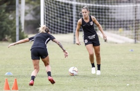 Giovanna Crivelari no treino do Corinthians Feminino