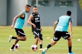 No CT Dr. Joaquim Grava, Luan e Adson seguem em treinamento sob o comando de Vagner Mancini