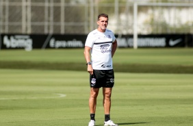 Vagner Mancini comandou o treino no CT Joaquim Grava