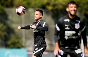 Ramiro durante o treino do Corinthians no Centro de Treinamentos Joaquim Grava