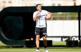 Vagner Mancini durante o treino do Corinthians no Centro de Treinamentos Joaquim Grava
