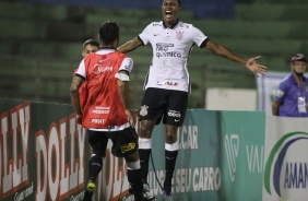 Cauê muito feliz com o seu gol marcado no duelo entre Guarani e Corinthians, pelo Paulistão