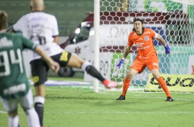 Goleiro Cássio jogando a partida entre Corinthians e Guarani, pelo Paulistão